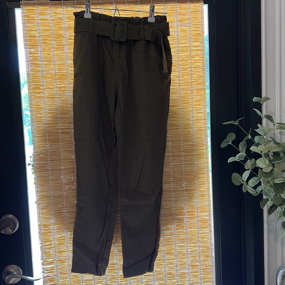 Green high wasted linen pants